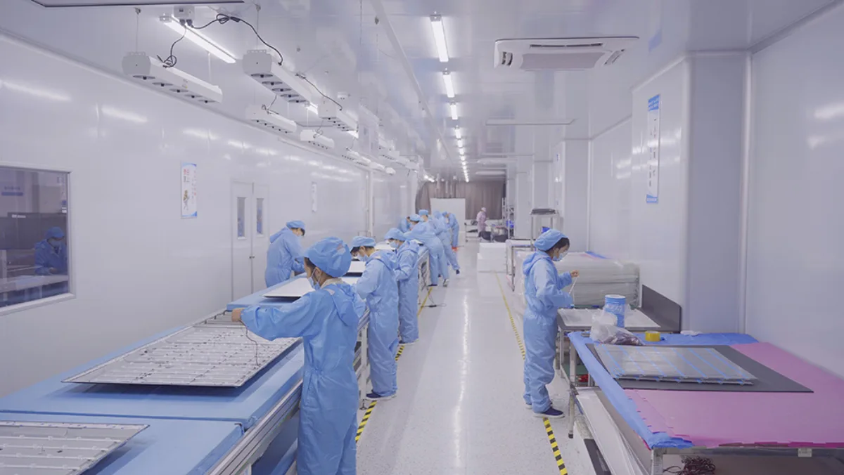 Dust-free assembly line