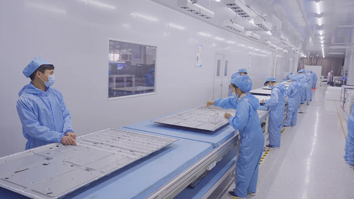 Panel assembly in the clean room